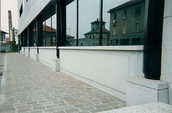 BCC Bank Milano · Фото из архива Marmi di Carrara