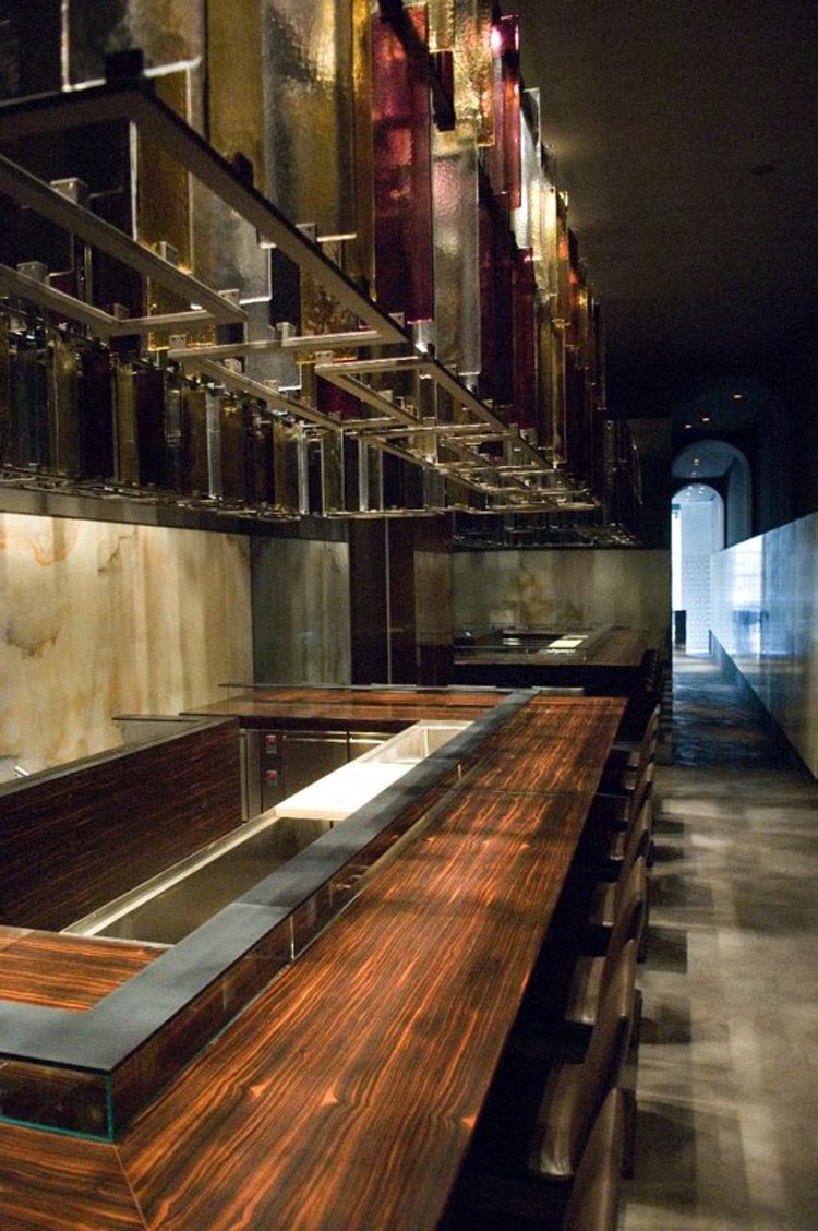 Spazio commerciale a Milano · Fotografia dall’archivio Marmi di Carrara